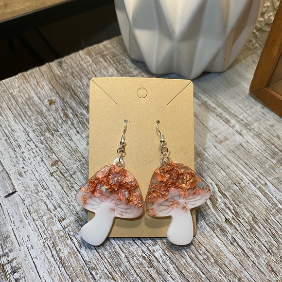 Mushroom Earrings - Copper and White Amanita - Picture 5 of 11